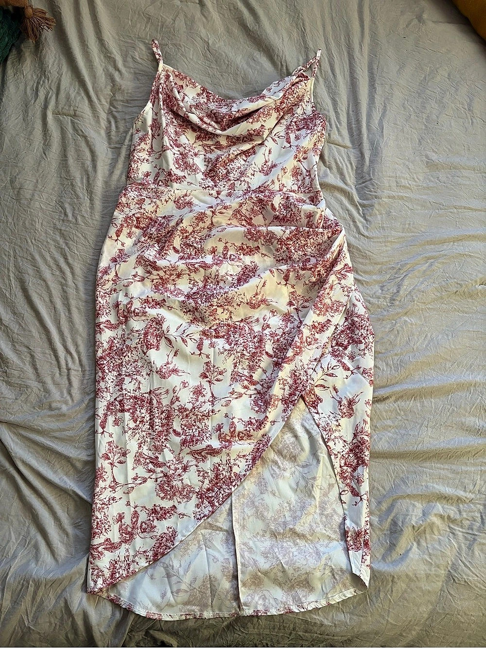 Missguided Floral Cowl Neck Midi Dress in White & Pink Size 10 Like New